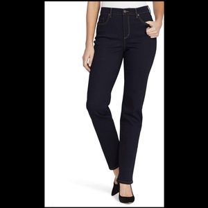 Gloria Vanderbilt Amanda jeans